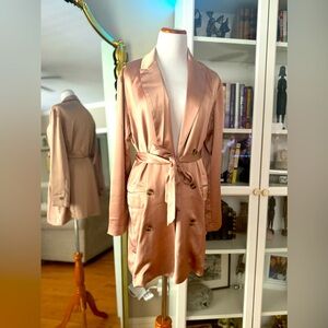 Silk blazer super soft